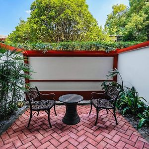 Courtyard Twin Room